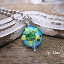 SW Studios - Lampwork Glass Sea Creature 22_23_2013_stockingstuffer_turtle_1.jpg